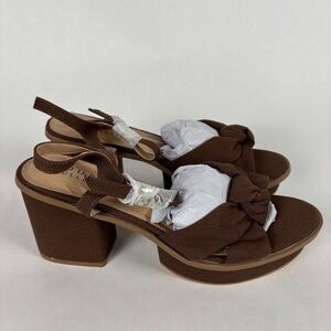 Women's Tru Comfort Foam Galinda Sandals Size 8.5 Knot 3 inch Heel